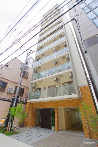 Y&Rino Residenceの建物外観