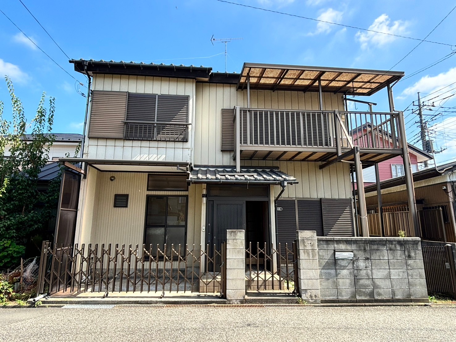 北足立郡伊奈町小室　貸家の建物外観