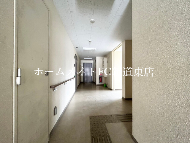 【ノースパーク百合が原のロビー】