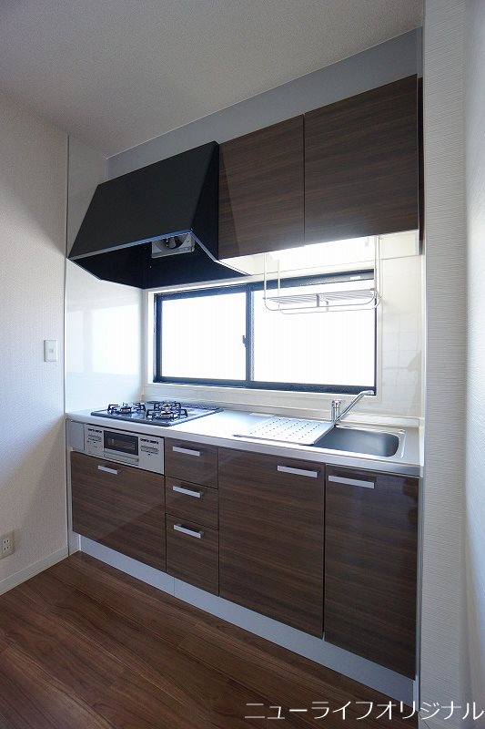 キッチン　グリル付3口コンロでお料理の幅も広がります☆