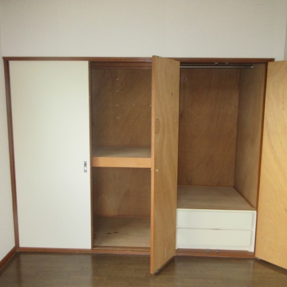 収納　※別号室のお写真となります。