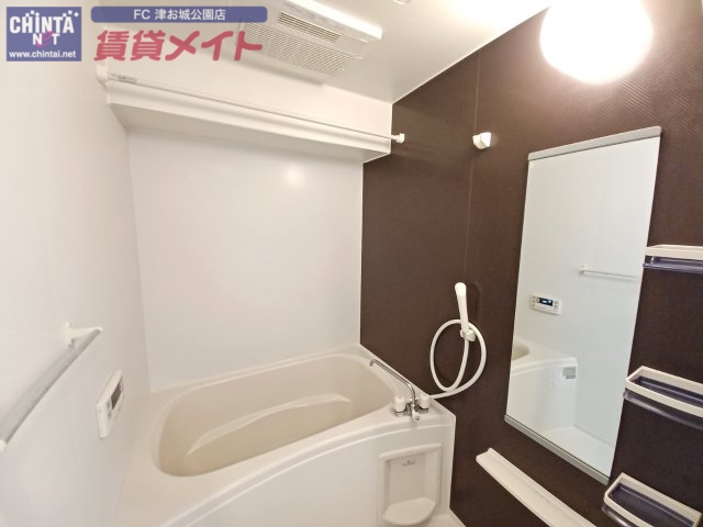 バス・シャワールーム　同物件別室画像