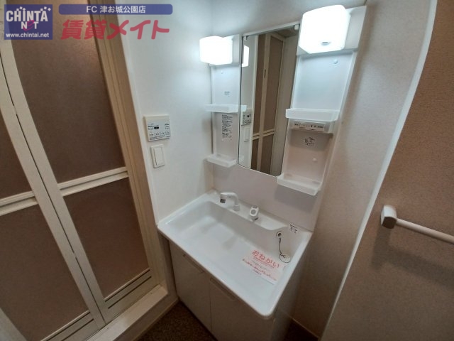 洗面設備　同物件別室画像