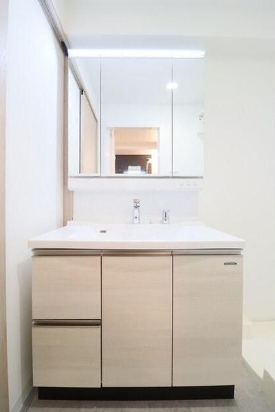 洗面設備　別タイプ部屋　参考写真です