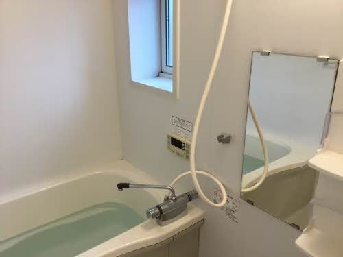 バス・シャワールーム　浴室