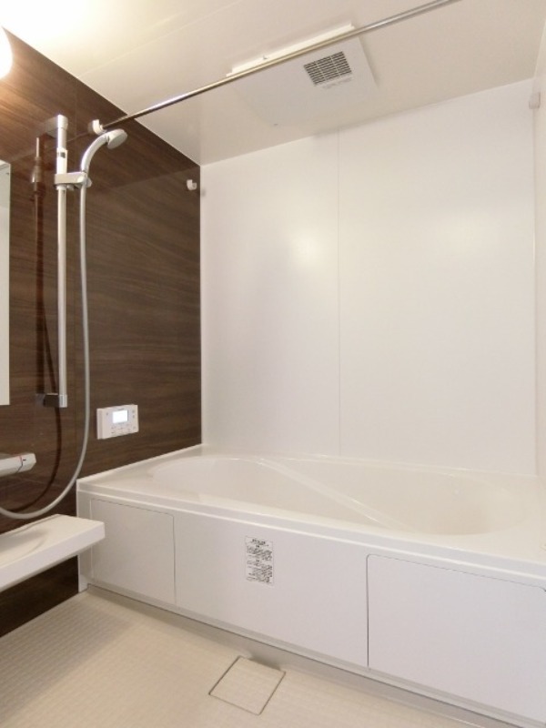 バス・シャワールーム　図面と現状に相違がある場合には現状を優先