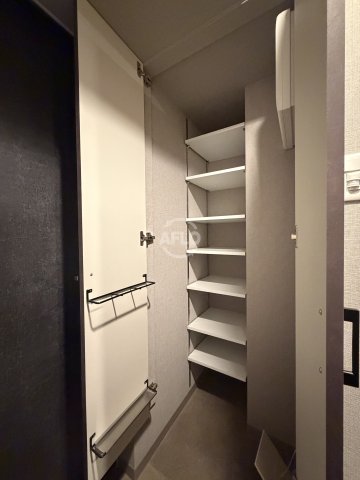 収納　エスリードレジデンス ザ・グラン南堀江　玄関