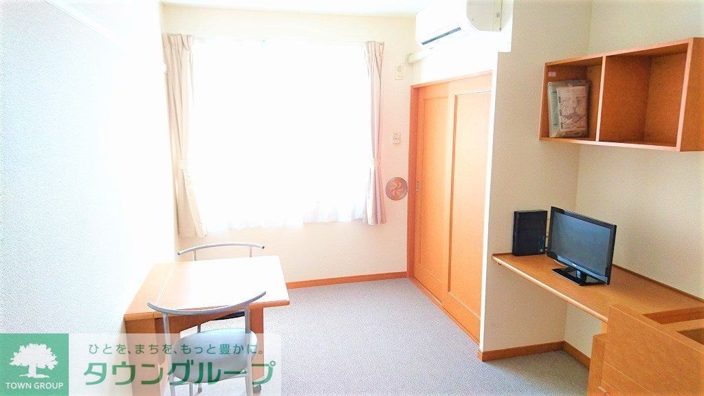 居室・リビング　同タイプ代表写真となり設備仕様は一部異なる場合があります。