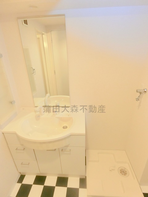 洗面設備　脱衣洗面所　独立洗面台　室内洗濯機置き場