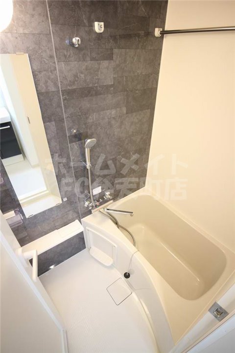 バス・シャワールーム　日々の疲れを癒すお風呂付です