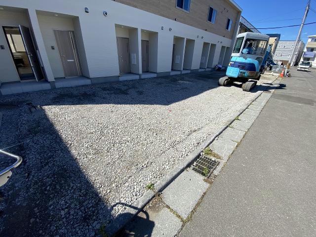 駐車場　駐車場
