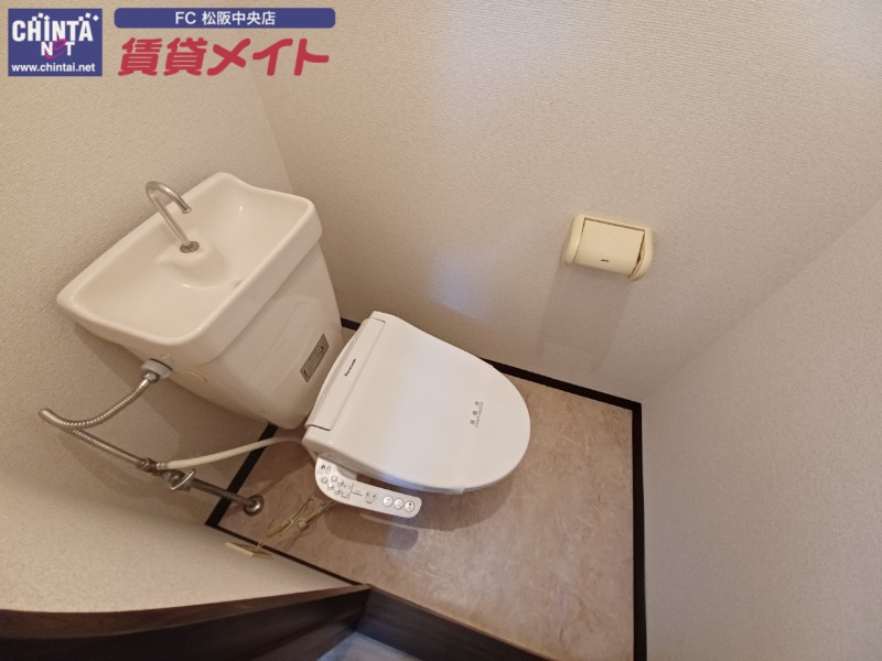 トイレ　別部屋画像参考