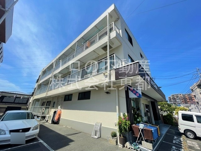 建物外観　人気の鉄骨造マンションタイプのご紹介です♪