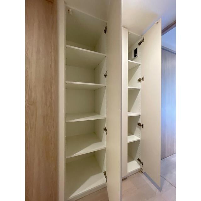 収納　収納棚（廊下）?