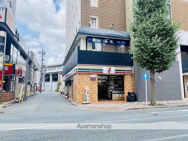 コンビニ　セブンイレブン（コンビニ）まで400m