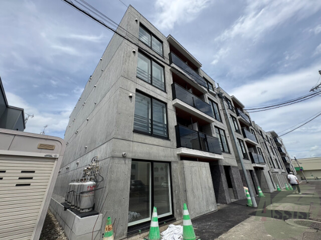 建物外観　札幌市白石区本郷通８「Ｌａ．Ｄｉｍｏｒａ　本郷」