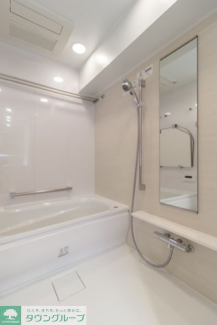 バス・シャワールーム　※写真は同タイプ住戸です。