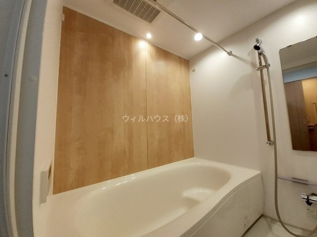 Con Brio Iの風呂写真