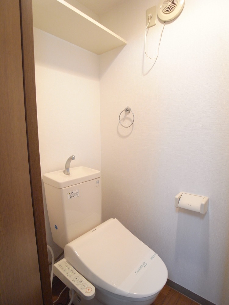 トイレ　ウォシュレット