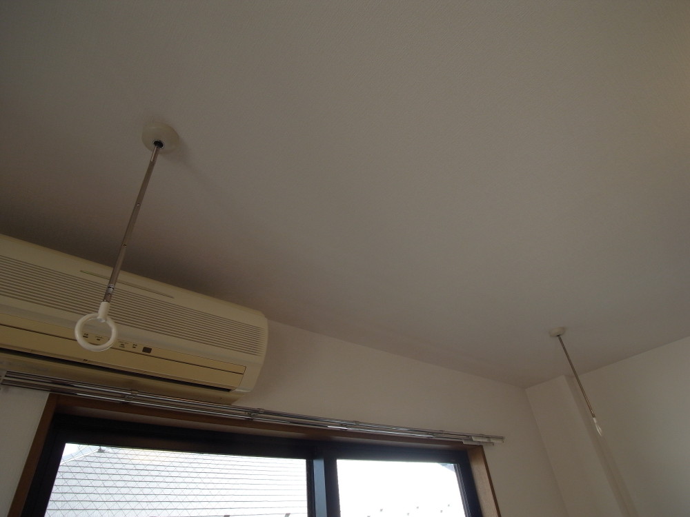 その他設備　室内物干し付き