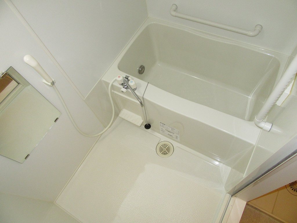 バス・シャワールーム　浴室乾燥機能、追炊き機能付き※同タイプ