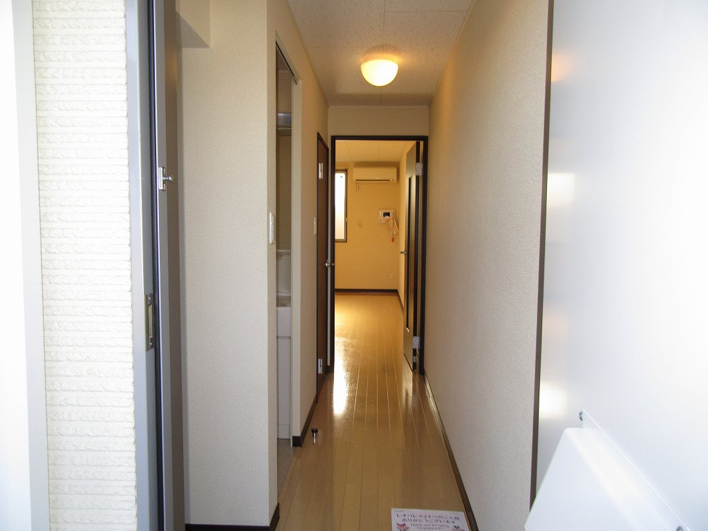 玄関　※同タイプ