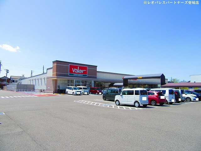 スーパー　バロー碧南城山店（スーパー）まで473m