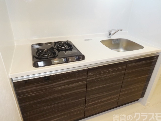 キッチン　２口コンロ付きでお料理が捗りそうです♪