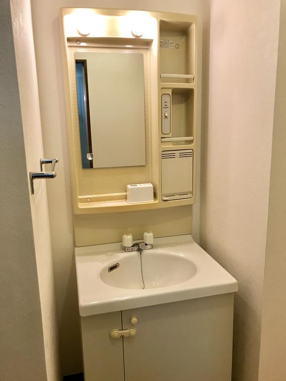 洗面設備　洗面所洗面台