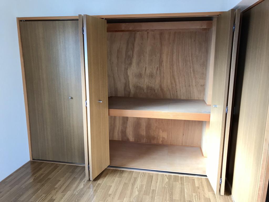 収納　洋室収納