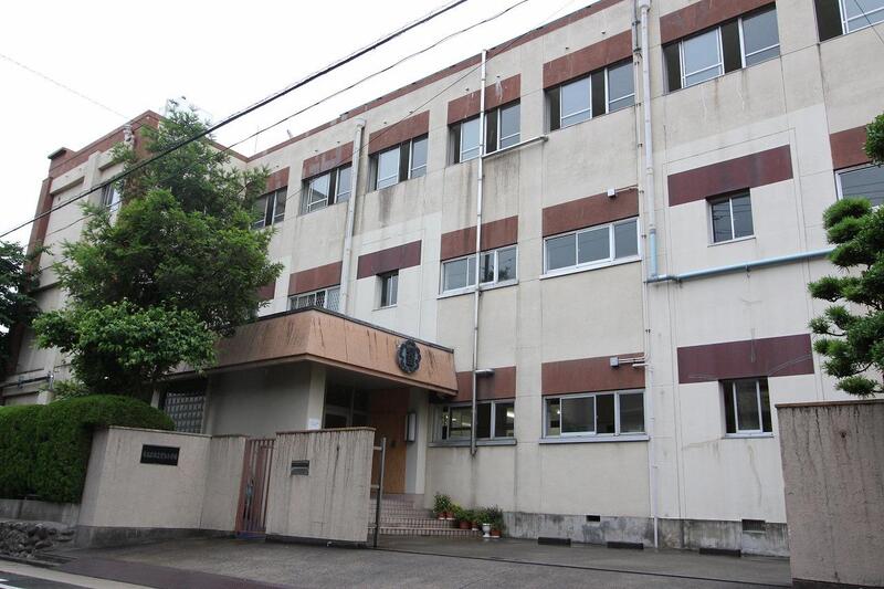 小学校　児玉小学校（小学校）まで559m