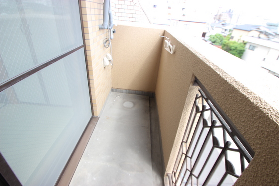 バルコニー　※別号室の写真です。