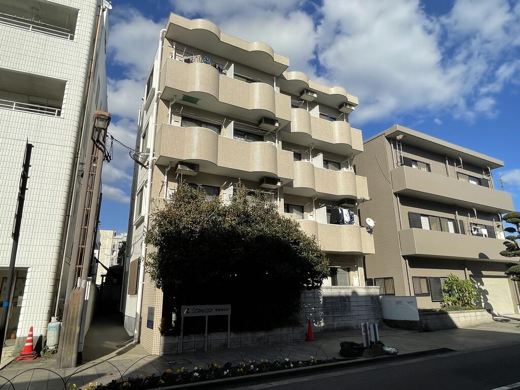 リファレンス南洲神社前の建物外観