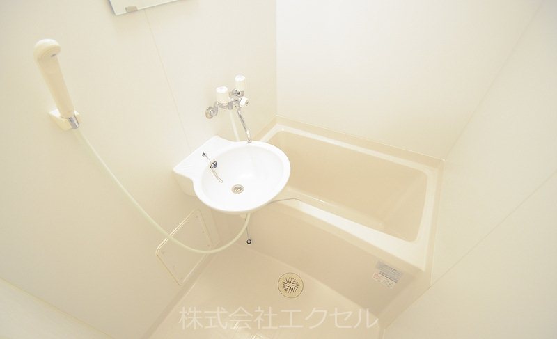 バス・シャワールーム　同等タイプのイメージ写真です。