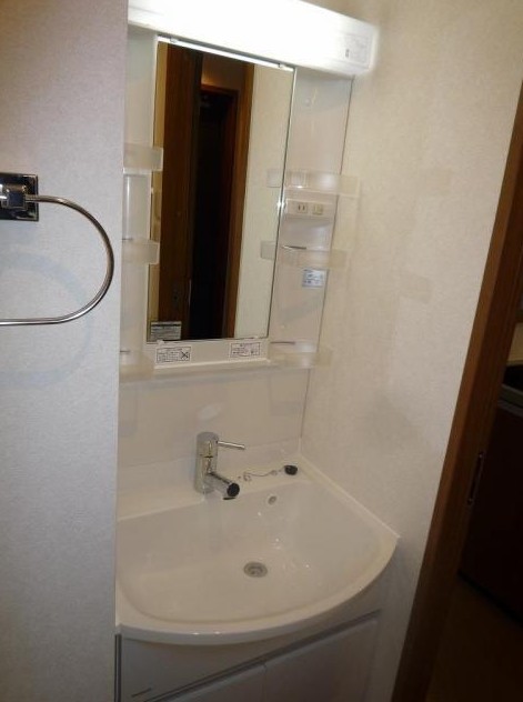 洗面設備　嬉しい独立洗面台