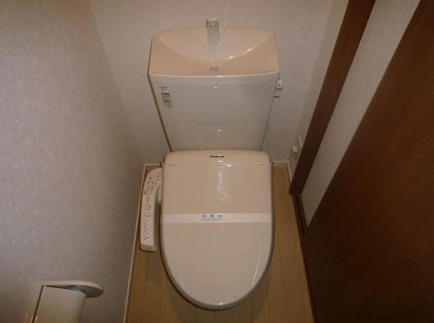 トイレ　ウォシュレット