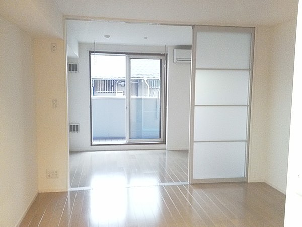 居室・リビング　お部屋の様子は