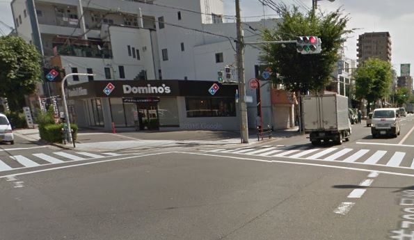 飲食店　ドミノ・ピザ鶴橋玉津店（飲食店）まで743m