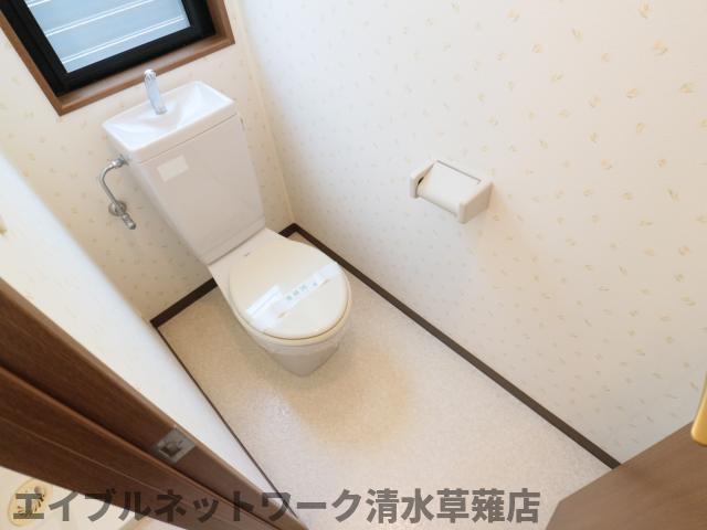 トイレ　清潔感のあるトイレです