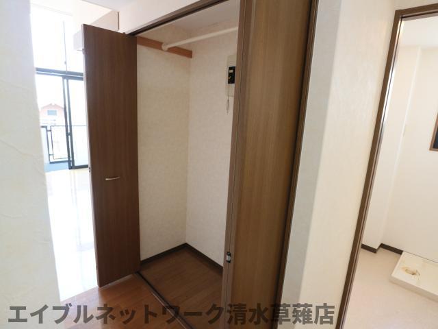 収納　ちょっとした収納スペースも充実しています