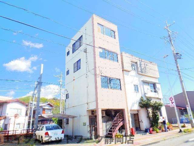 静岡市葵区横田町のマンションの建物外観