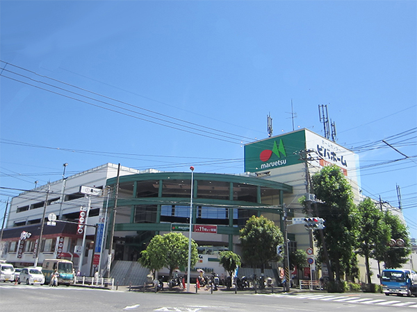スーパー　マルエツ川崎宮前店（スーパー）まで692m