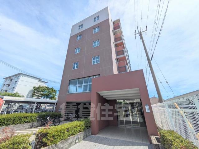 【茨木市平田台のマンションの建物外観】