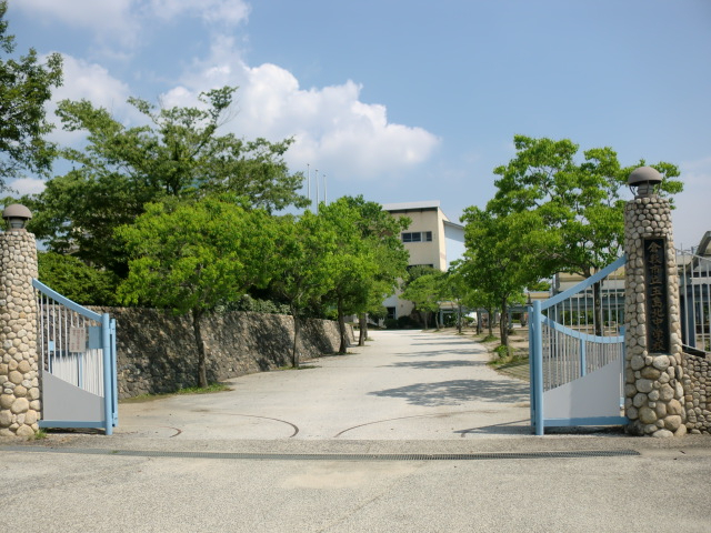 中学校　倉敷市立玉島北中学校（中学校）まで1598m