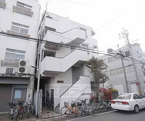 【京都市左京区聖護院山王町のマンションの建物外観】