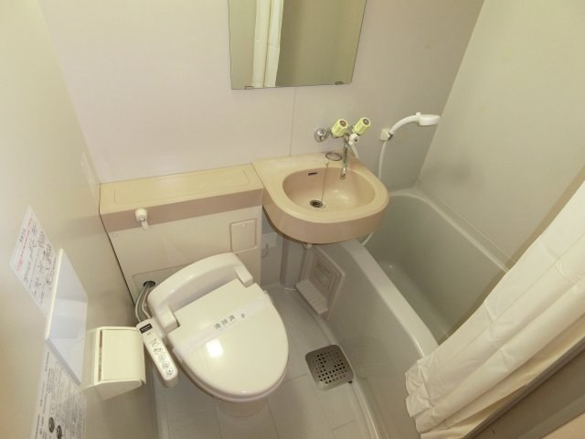 バス・シャワールーム