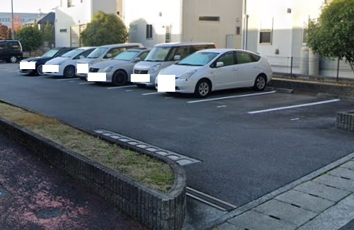 駐車場　駐車場