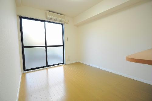 居室・リビング　お部屋によって設備が異なる場合がございます