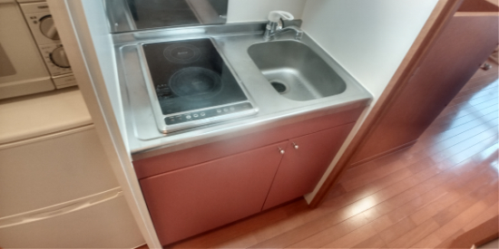 キッチン　設備仕様は号室により異なる為、現況を優先致します。