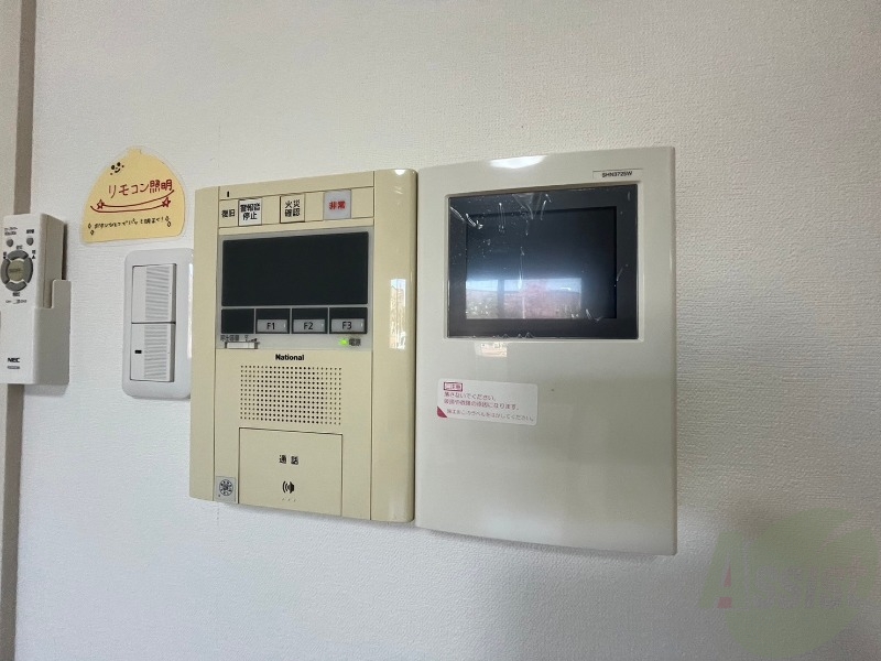 セキュリティ　インターホンです。来客者を確認できるので安心！